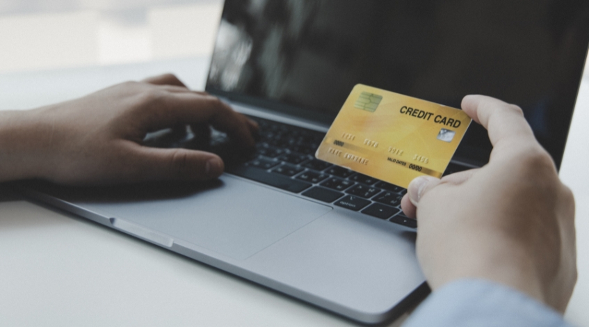 Foto pagina Ce este un card de credit?